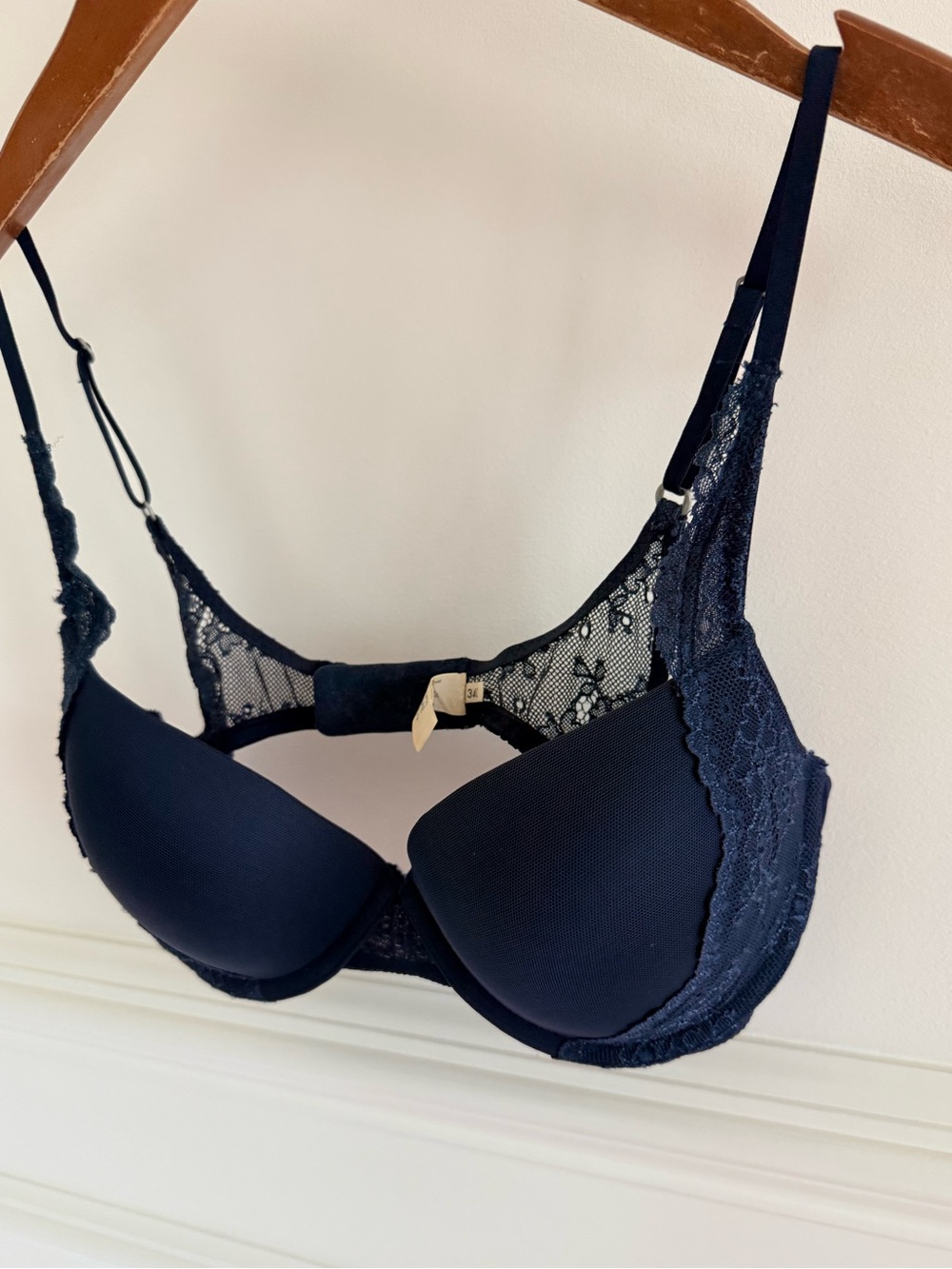 Gilly Hicks JAMIE Bra PUSH 'EM UP Lace Trim T-Shirt
 Size 34C Navy Underwire Bra